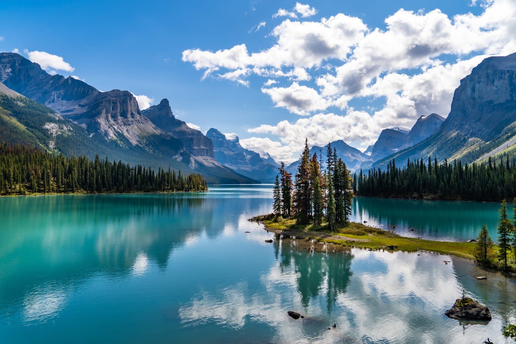 Maligne Lake- Spirit Island